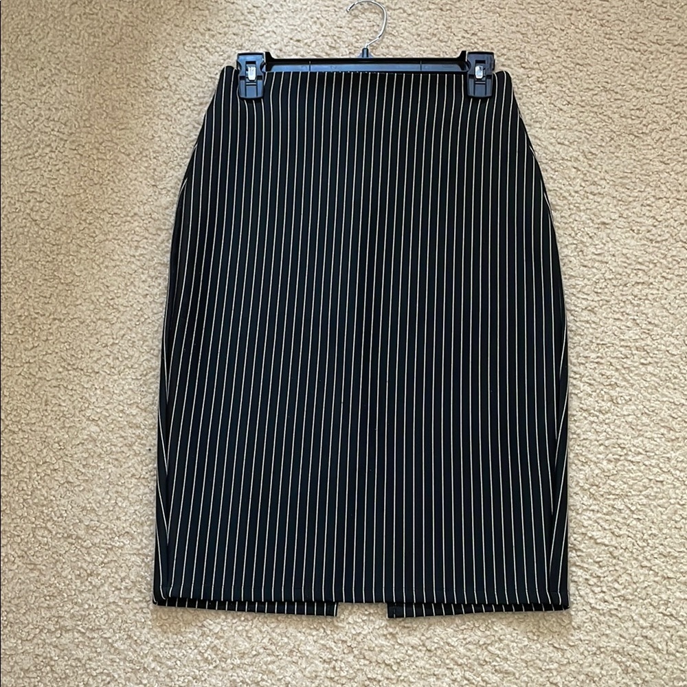 Forever 21 Black and White Striped Women's Pencil MIDI Skirt